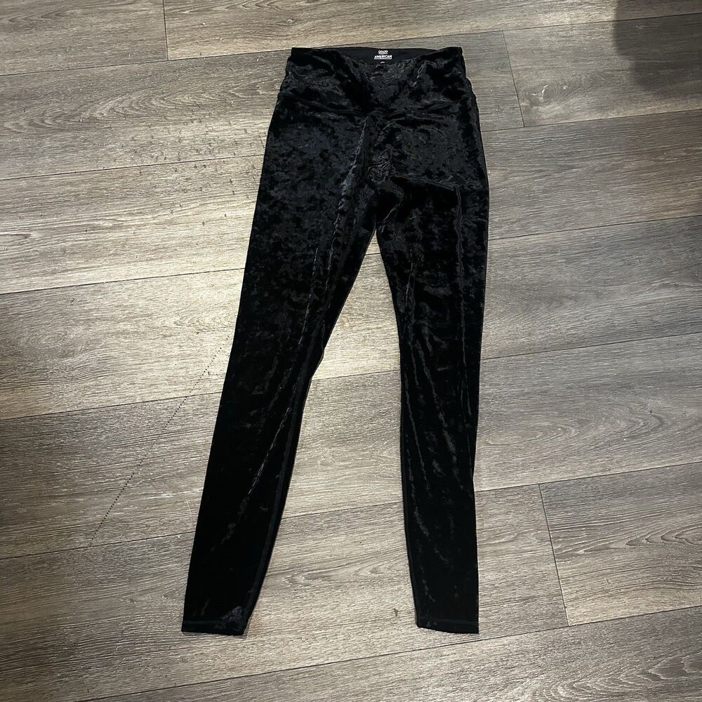 Good American Crushing It Black Velvet Leggings Size Medium ( 2 )